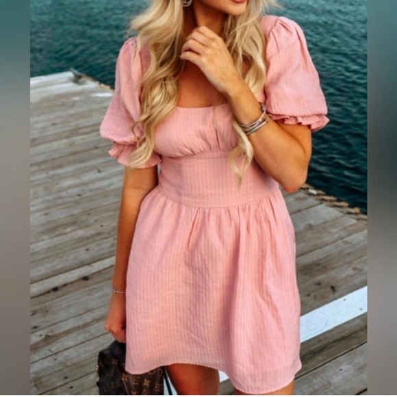 Lovers + Friends Dresses & Skirts - Lovers + Friends baby doll dress NWOT SZ S